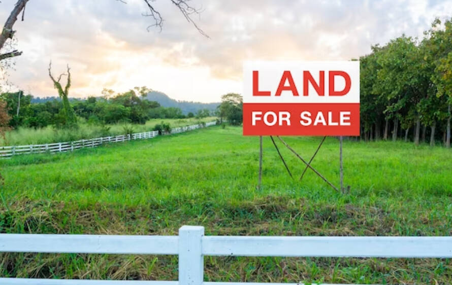 sell a plot of land