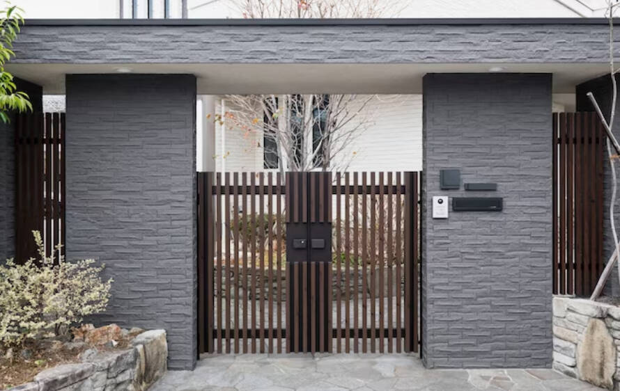 Vastu design of the entrance
